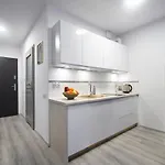 Penelopa Silver Przestronny Apartment Rodzinny Z Miejscem Postojowym Apartmán Svinoústí